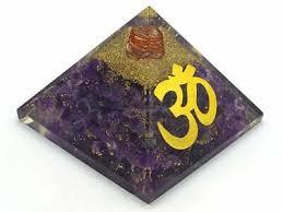 Amethyst Pyramid Crystal - 70 mm, Polished Design | Healing Power, Meditation Amplification, Traditional Folk Art Style
