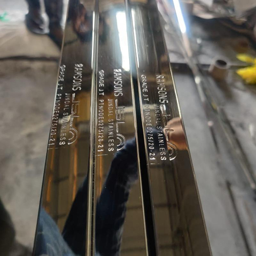 स्क्वायर स्टेनलेस स्टील ट्यूब