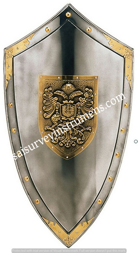 मध्यकालीन शील्ड की लंबाई: 63 सेंटीमीटर (सेमी)