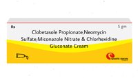  क्लोबेटासोल, नियोमाइसिन, माइक्रोनाज़ोल और क्लोरहेक्सिडिन क्रीम 