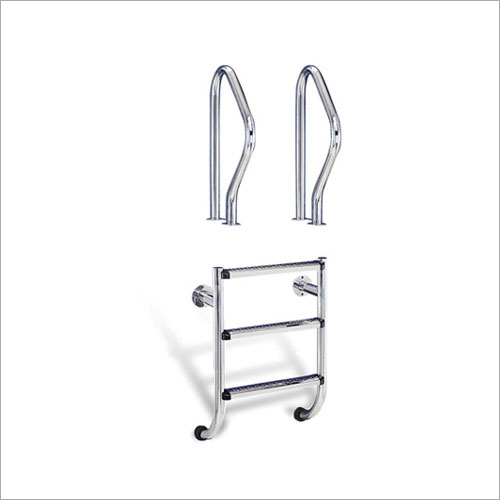 Steel Pool Ladder - Color: Silver