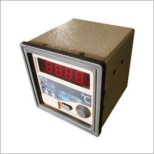 Temperature Controllers - Plastic, Digital Display, 220V Input | Control Range 0-999°C, ±1°C Accuracy, Efficient Heat Regulation