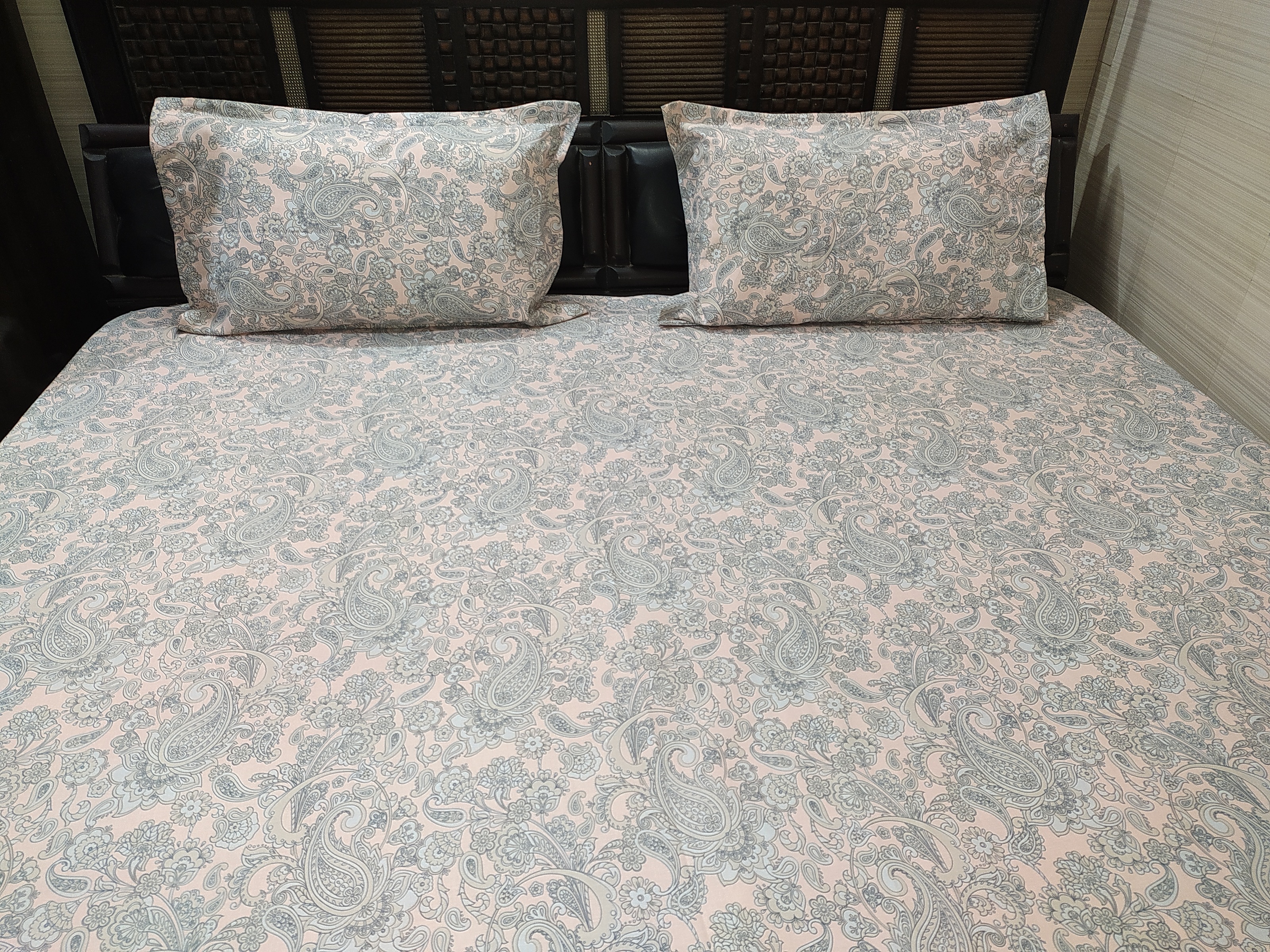 Pure Cotton King Size Bedsheet Set - 250 Thread Count, 260x275 Cm Size , Floral Printed Design With 2 Matching Pillow Covers, Vibrant Multi Color