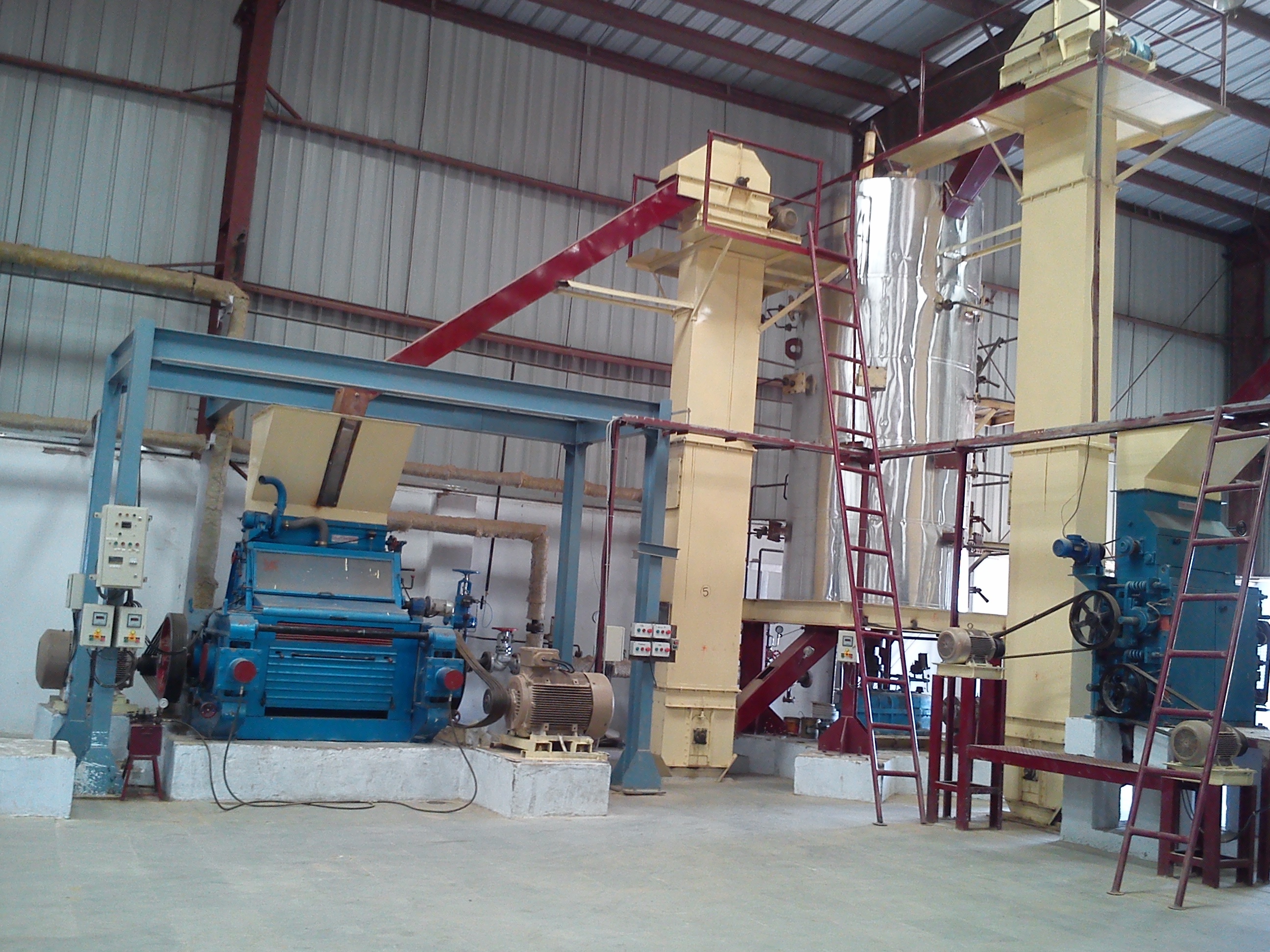 Oilseed Preparatory Plant - Stainless Steel, Advanced Cleaning And Cracking Process With Efficient Flaking And Drying Technologies
