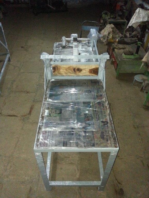 Na Mechanical Single Table Soap Cutting Machine
