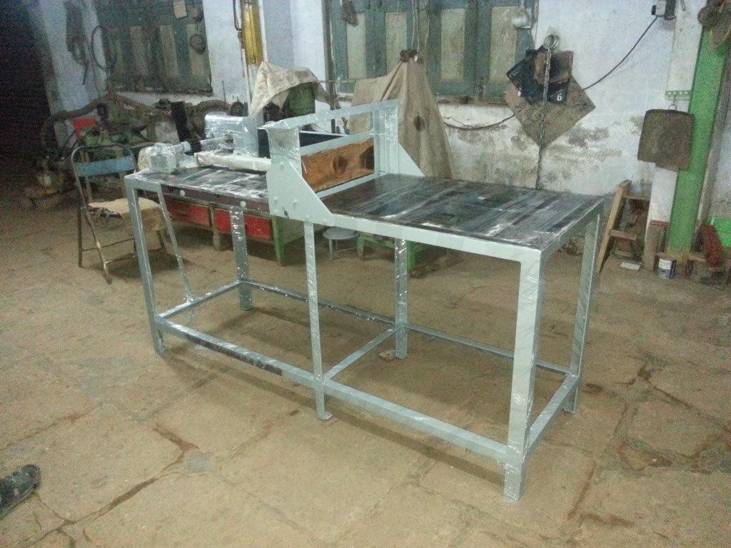 Na Mechanical Single Table Soap Cutting Machine
