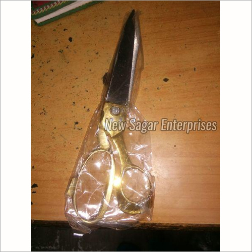 गारमेंट मेटल कैंची अनुप्रयोग: नाई की दुकान