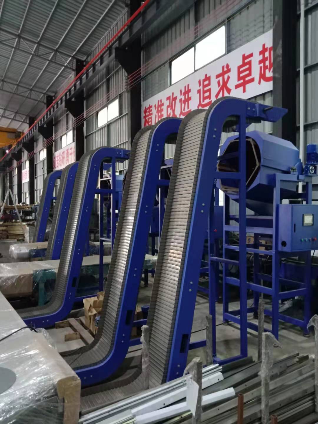 Blue Die Casting Sprue Seperator Conveyor And Roller