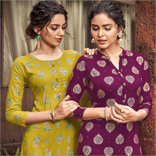 Ladies Trendy Rayon Slub With Foil Print Kurti Size: Extra Large