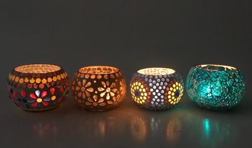 मोज़ेक मोमबत्ती धारक