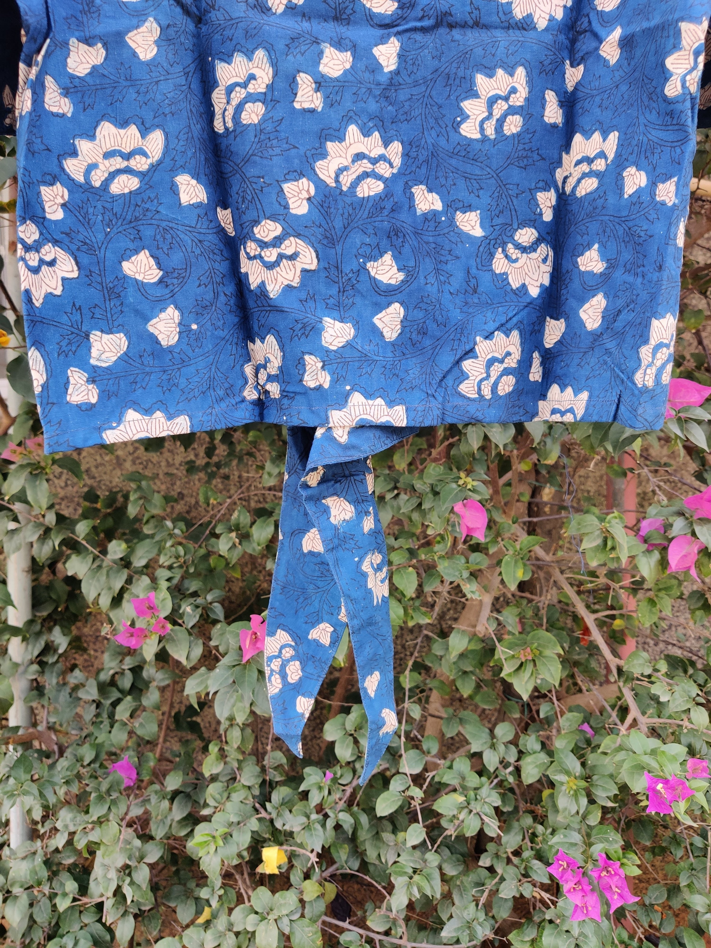 Indigo Story Printed Top - Cotton Blend, Sizes Xs To Xxl, Colorful Printed Design, Short Sleeves, Customizable Logo | Versatile For All Age Groups, Ideal For Rainy, Spring, And Summer Seasons
