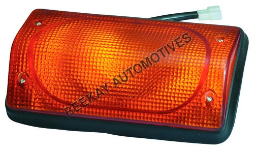 साइड इंडिकेटर अशोक लेलैंड धूमकेतु