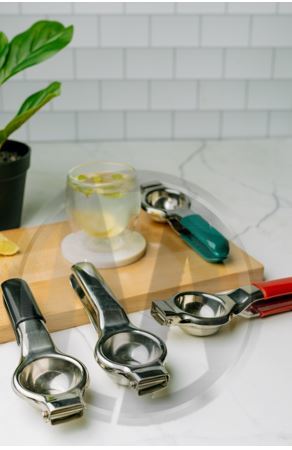 Steel Vinyl Coated Lime Squeezer
