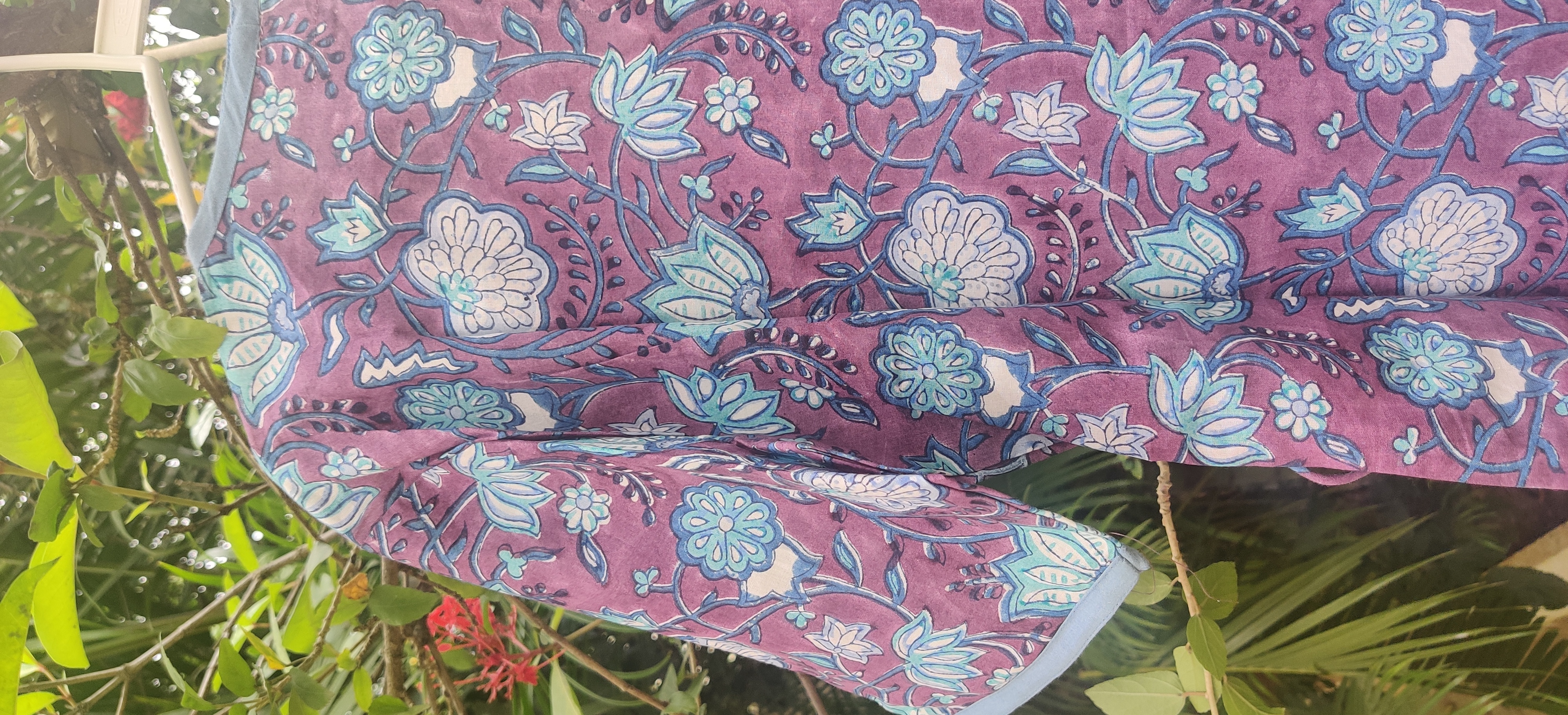 Blue Floral Printed Kurta - Cotton, Sizes: Xs To Xxl, Ethnic Style, Daily Wear | Washable, Customized Logo, Suitable For All Seasons