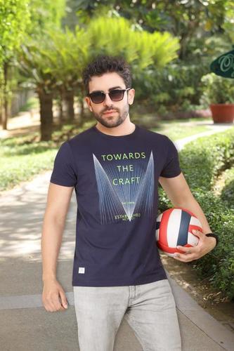 पुरुषों की गोल गर्दन वाली टी-शर्ट आयु समूह: 18-40