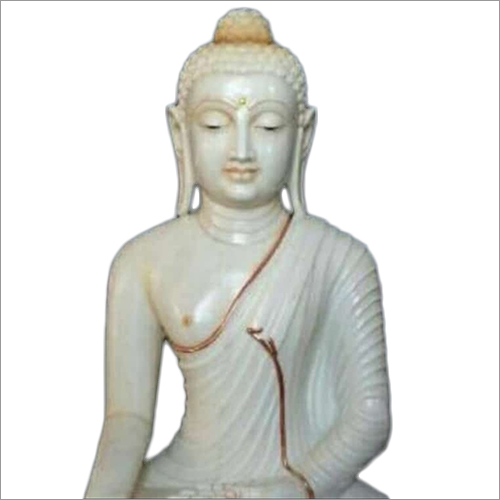 बुद्ध प्रतिमा को चमकाने