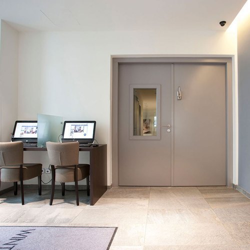 पाउडर कोटेड फायर रेटेड स्टील डोर