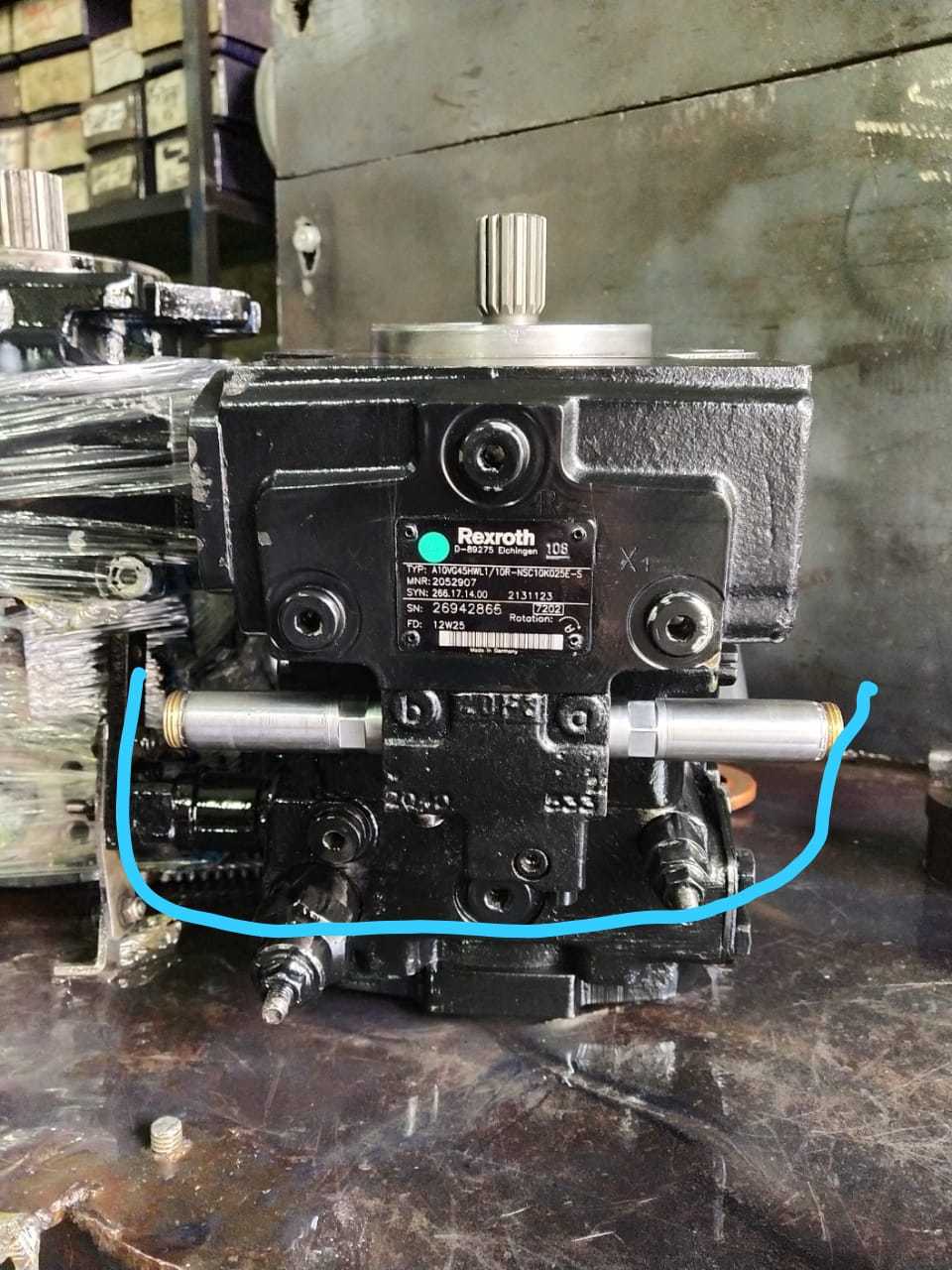 Electronic Solenoid Valve For Self Loading Concrete Mixer - Color: Black