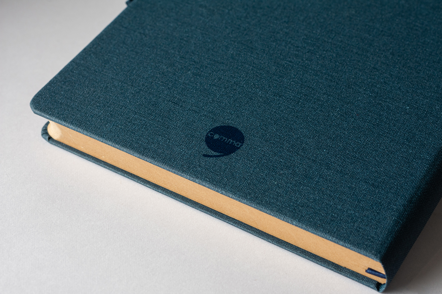 Comma Artisan - A5 Hard Bound Notebook, 192 Pages, 100gsm Kraft Paper, Linen Fabric Cover (Navy Blue) | Features Ribbon Closure, Bookmark, Rounded Corners And Spine