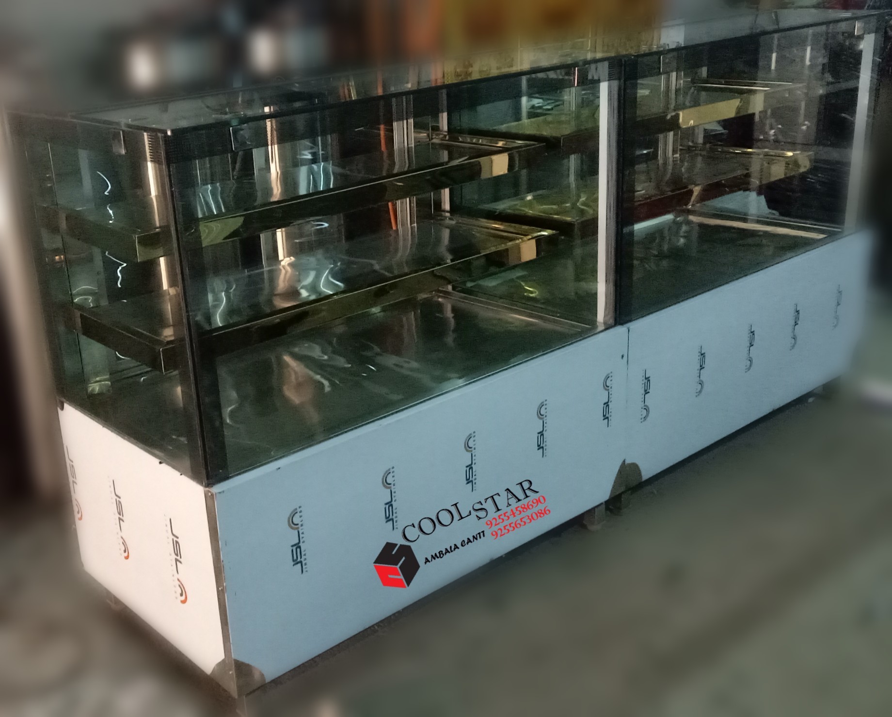 Sweet Display Counter