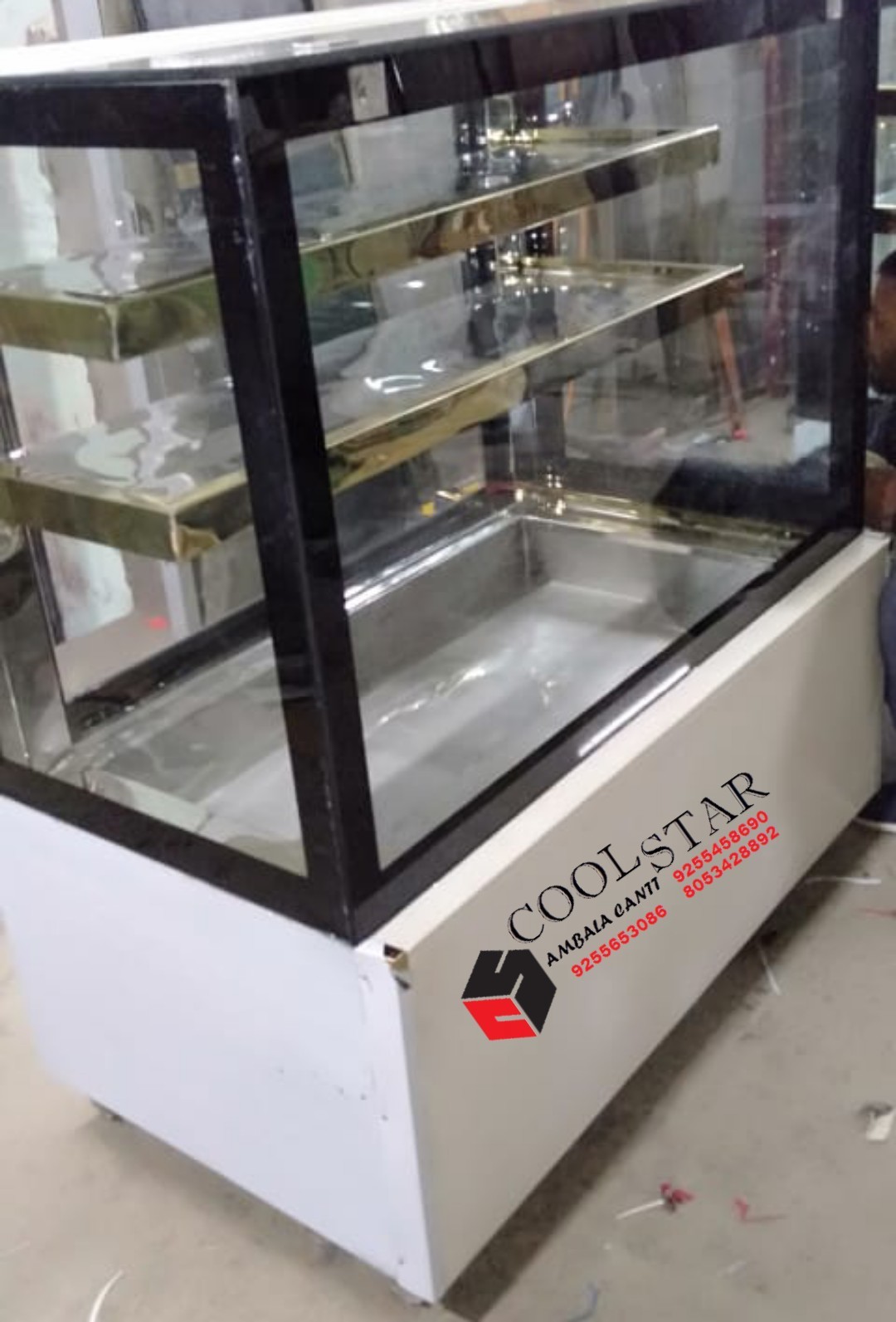 Air Cooling Display Counter - Stainless Steel, 3 Shelves, 220v Voltage | Ideal For Bakery & Sweet Cooling Solutions