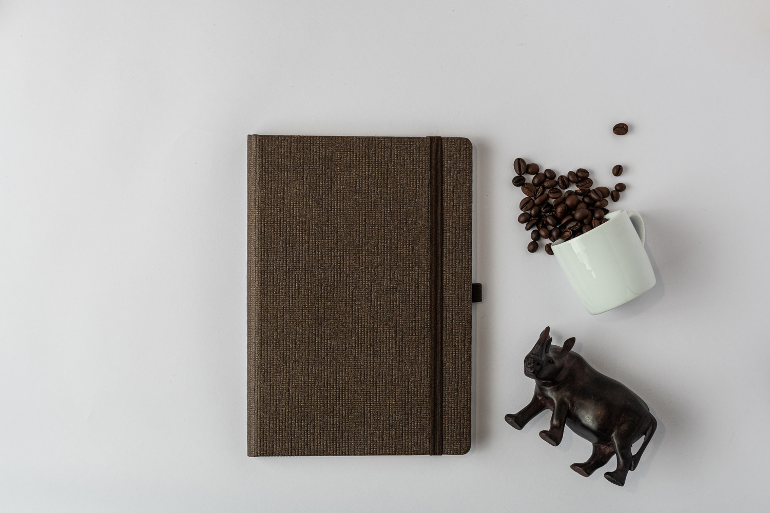 Features Include An Elastic Band Closure Comma Abaca - A5 Size - Hard Bound Notebook (Chocolate)