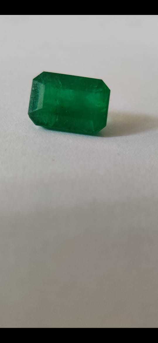 Emerald - 10.51 Crt Octagon Cut, Fine Green Color, Medium Luster, Natural Mineral Stone, Oil Treated, 11.25 Ratti Weight