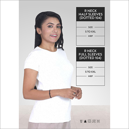 राउंड नेक हाफ स्लीव्स डॉटेड टी-शर्ट