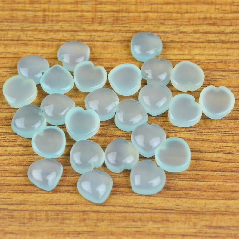 4mm Aqua Chalcedony Heart Cabochon Loose Gemstones Grade: Aaa