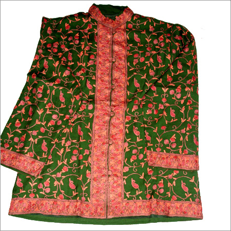 कढ़ाई वाली जैकेट