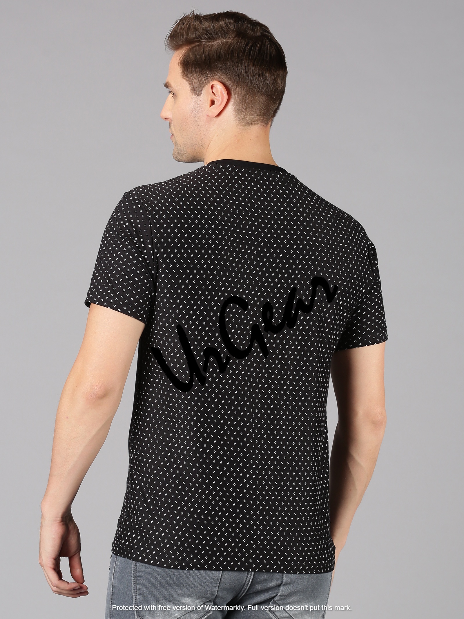 Men Round Neck T-shirt - 100% Combed Cotton, Sizes S-xxl, Color: Black, Sleeve Style: Short Sleeves, Bio-washed Softness, Pre-shrunk Fabric