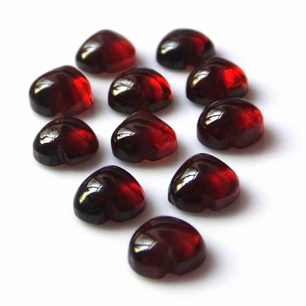 9mm Mozambique Garnet Heart Cabochon Loose Gemstones Grade: Aaa
