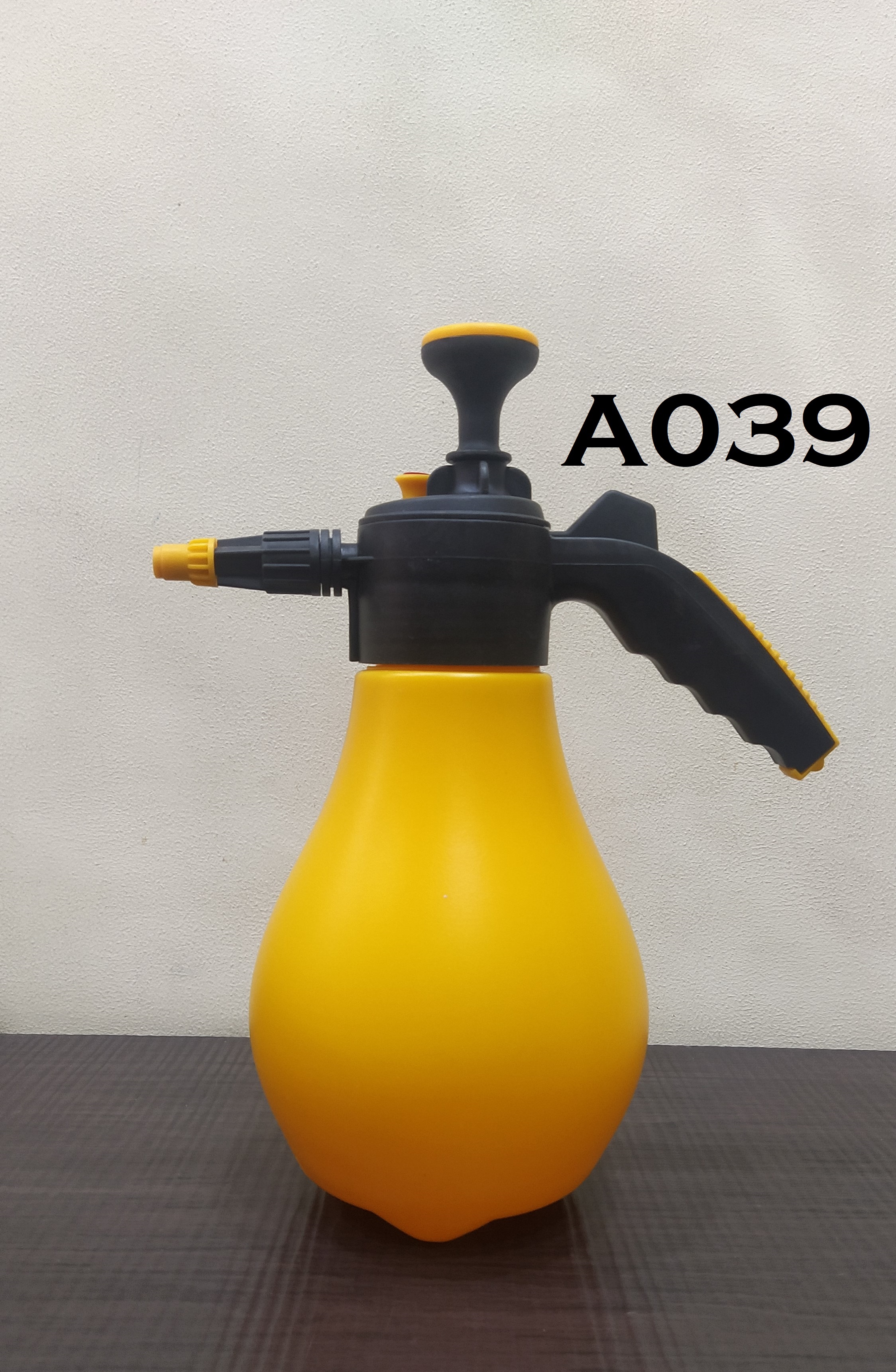 Agromill Bottle Sprayer - 1l, 2l, 3l Capacity | Ideal For Spraying Chemicals, Versatile Agricultural Tool For Efficient Use