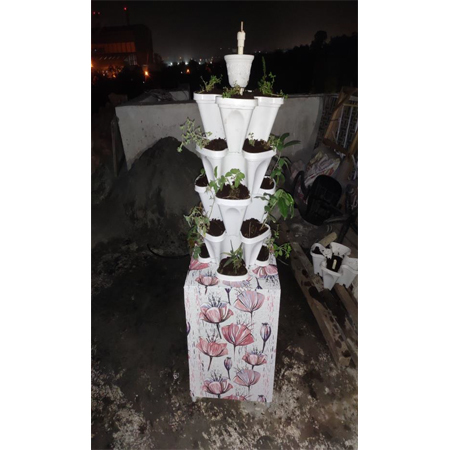 52 Planter Vertical System Fountain