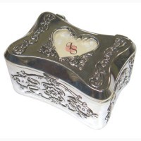 Jewelry box