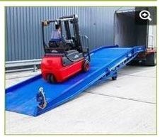 Safety Easy Handling Loading Dock Ramp, Portable Ramp,dock Leveller ,Mobile Yard Ramp,container Loading Ramp