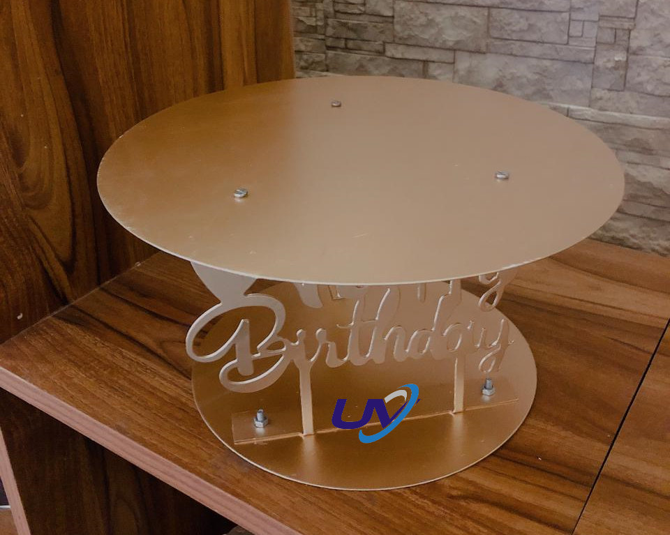 Wedding Cake Platter - Color: Gold