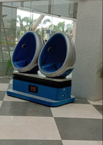 अंडे के आकार वाली वीआर कुर्सी