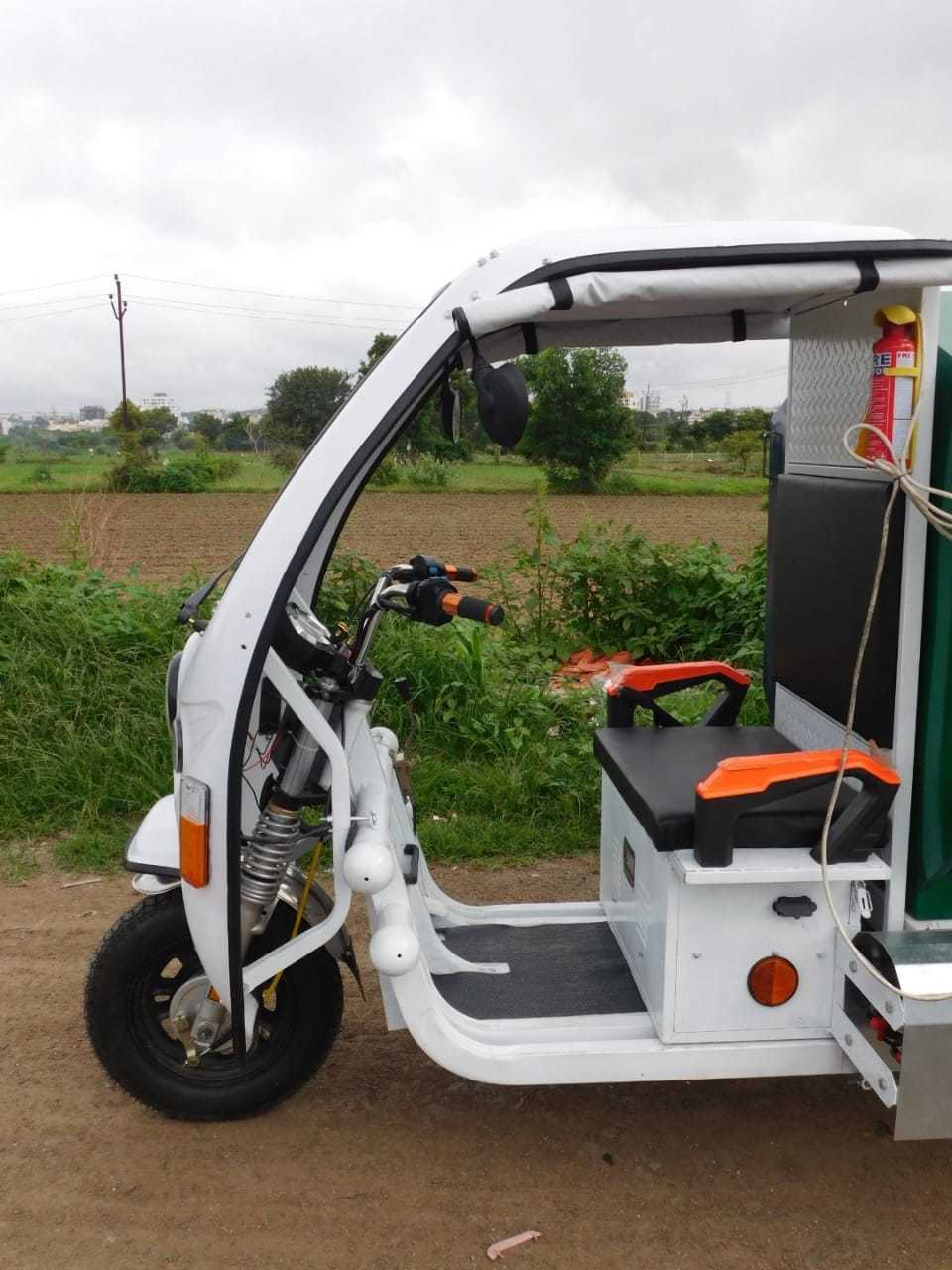 Gstpl E-cart Garbage Displacement: 80 Km