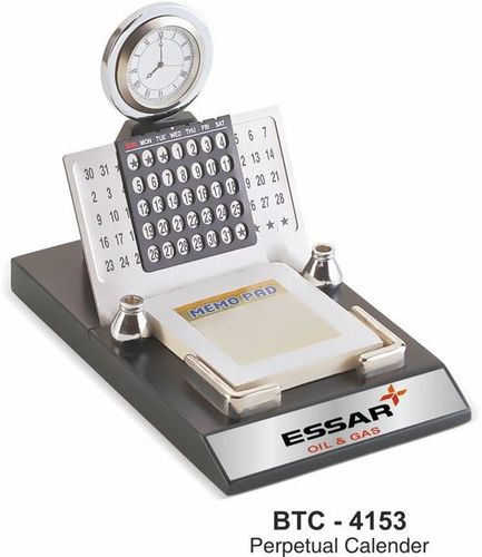 घड़ी के साथ 3-इन-1 परपेचुअल कैलेंडर