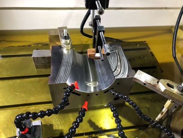 Edm Job Work - Aluminum, Variable Size , Tolerance 0.01mm, Surface Finish Ra 0.8 | Precision Metal Part Creation Via Electrical Discharge Machining, Iso 9001 Compliant