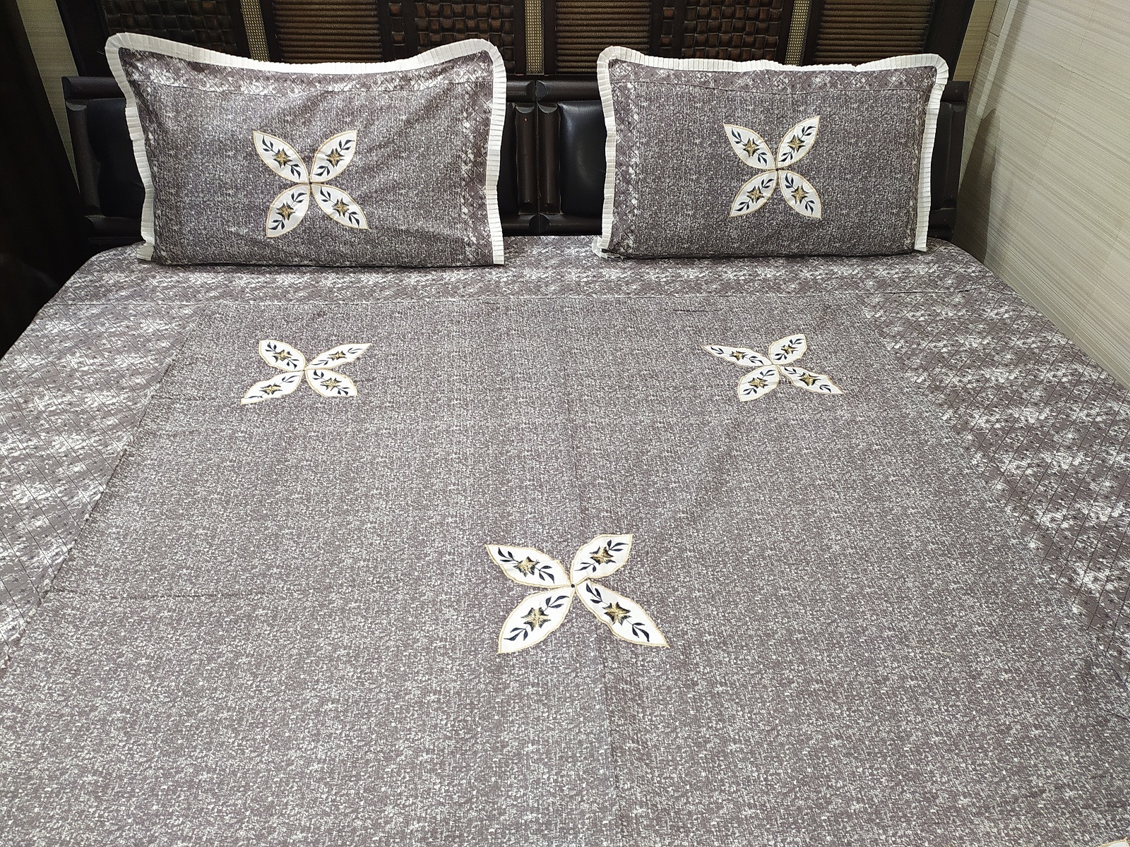 Grey Abc Pure Cotton Embroidery Double Bedsheet With 2 Pillow Covers (90x100 Inches)