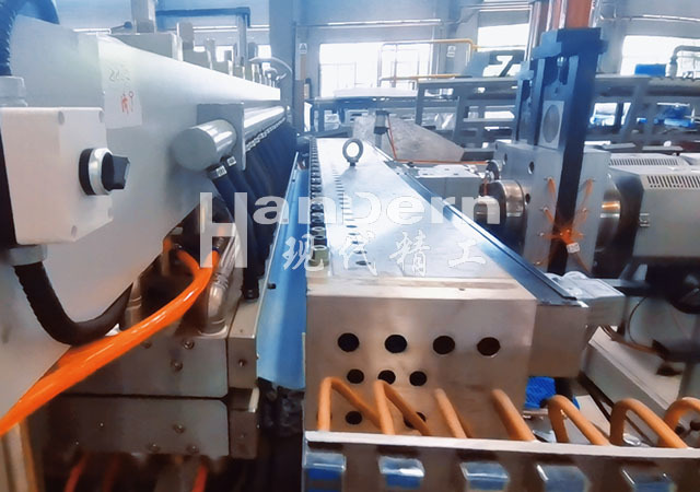 Hollow Coaming Making Machine