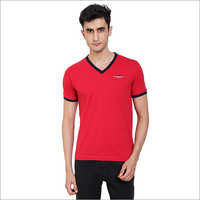  पुरुषों के लिए रेगुलर फिट रेड कलर वी-नेक सॉलिड टी-शर्ट