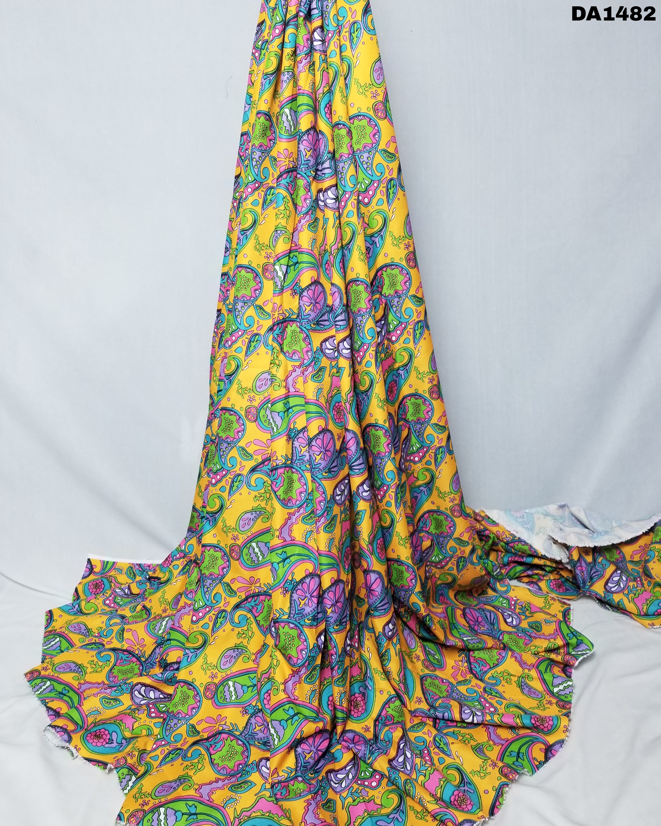 Washable Pretty Big Width Digital Prints On Linen Fabric