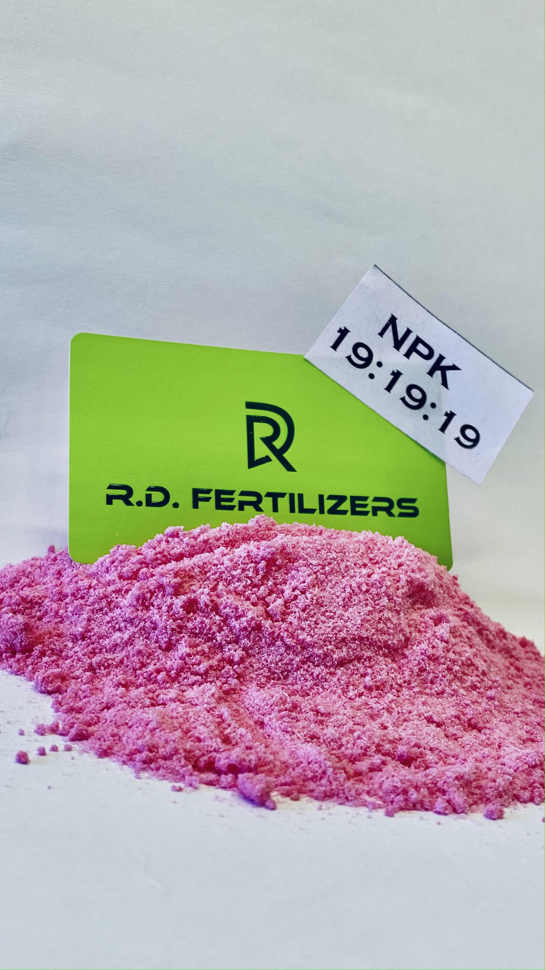 Npk 19 19 19 Water Soluble Fertilizer Application: Agriculture