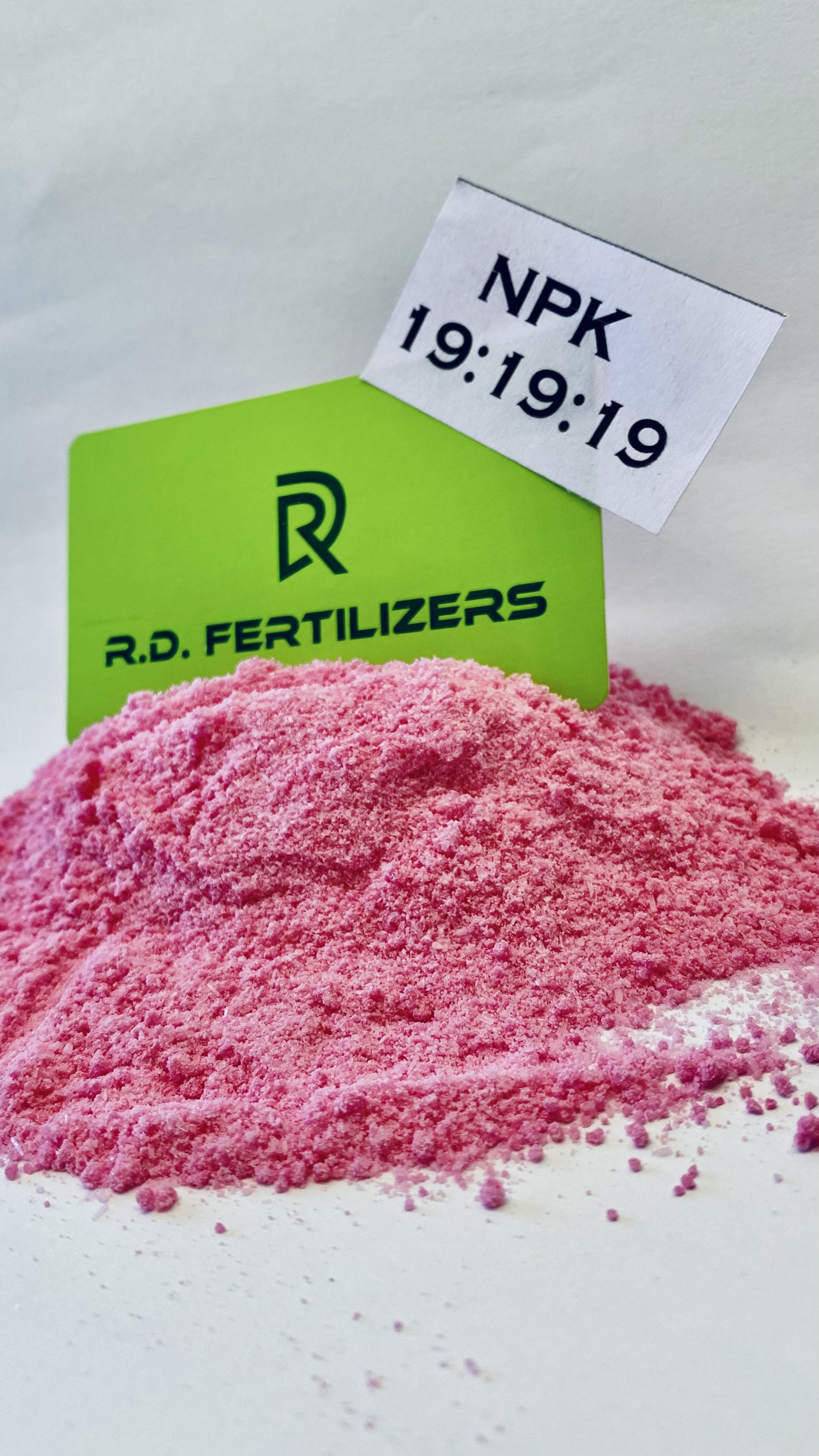 Npk 19 19 19 Water Soluble Fertilizer Application: Agriculture