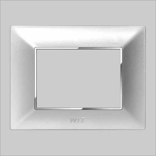 पॉलीकार्बोनेट विथ मॉड्यूलर स्टाइलो सिल्वर लाइन प्लेट्स सिल्वर कलर 1M से 18M