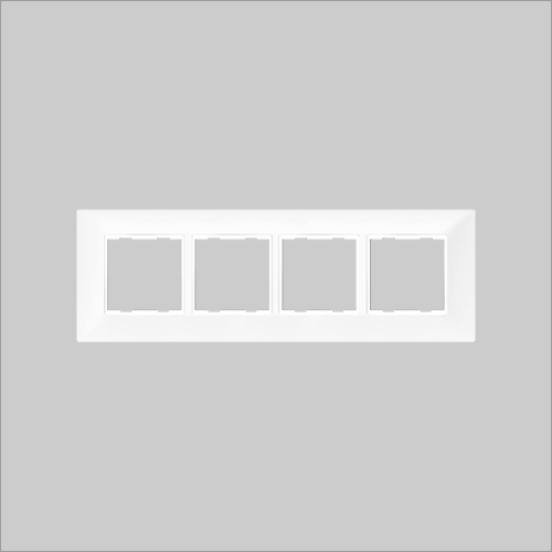 मॉड्यूलर स्टाइलो व्हाइट कवर प्लेट्स के साथ पॉलीकार्बोनेट 1M से 18M