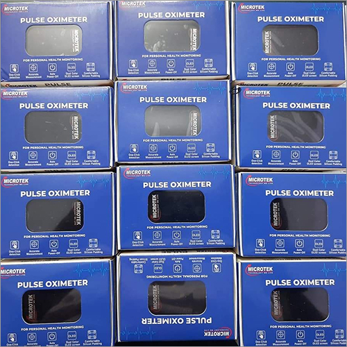 Microtek Pulse Oximeter - Abs Plastic, 5.5 X 3.5 X 3 Cm , Oled Display, Lightweight 50g, Aaa Battery Powered, Temperature Operating Range 0-40°c
